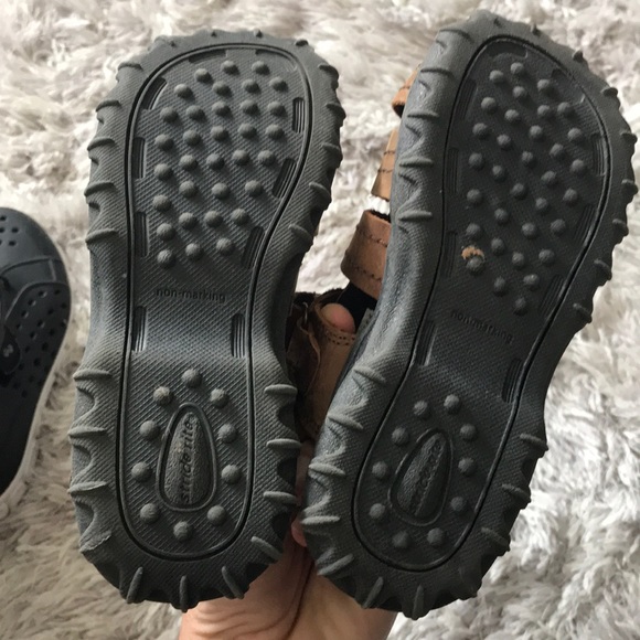 Stride Rite sandals size 10m Leather - Picture 4 of 4